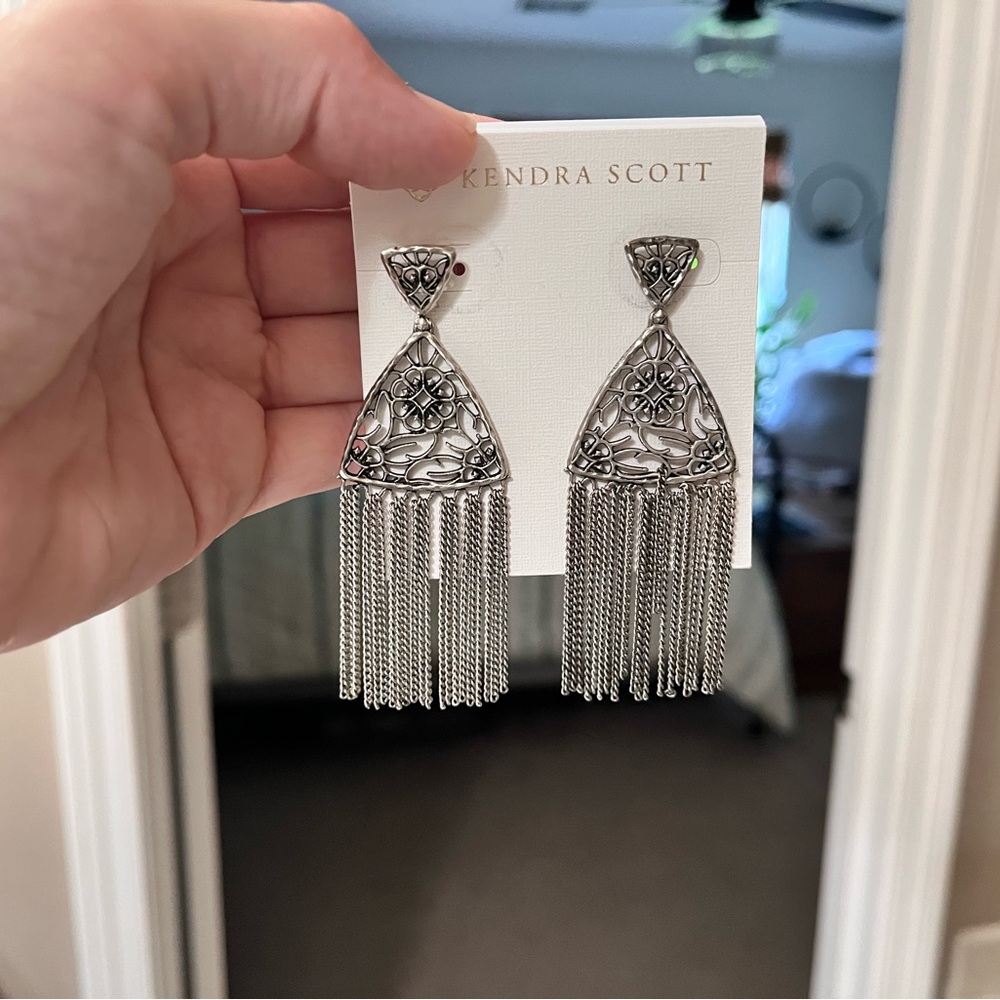 Kendra Scott Silver Filigree Fringe Earrings